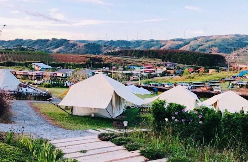 Kondee Cino Cafe & Glamping Hotel Khao Kho Eksteriør billede