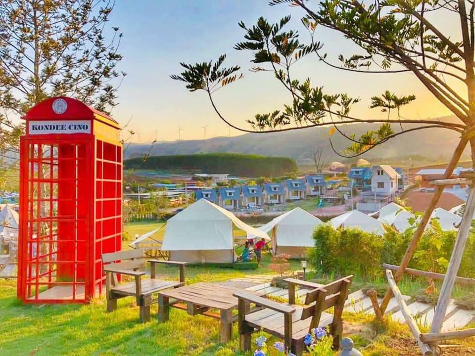 Kondee Cino Cafe & Glamping Hotel Khao Kho Eksteriør billede