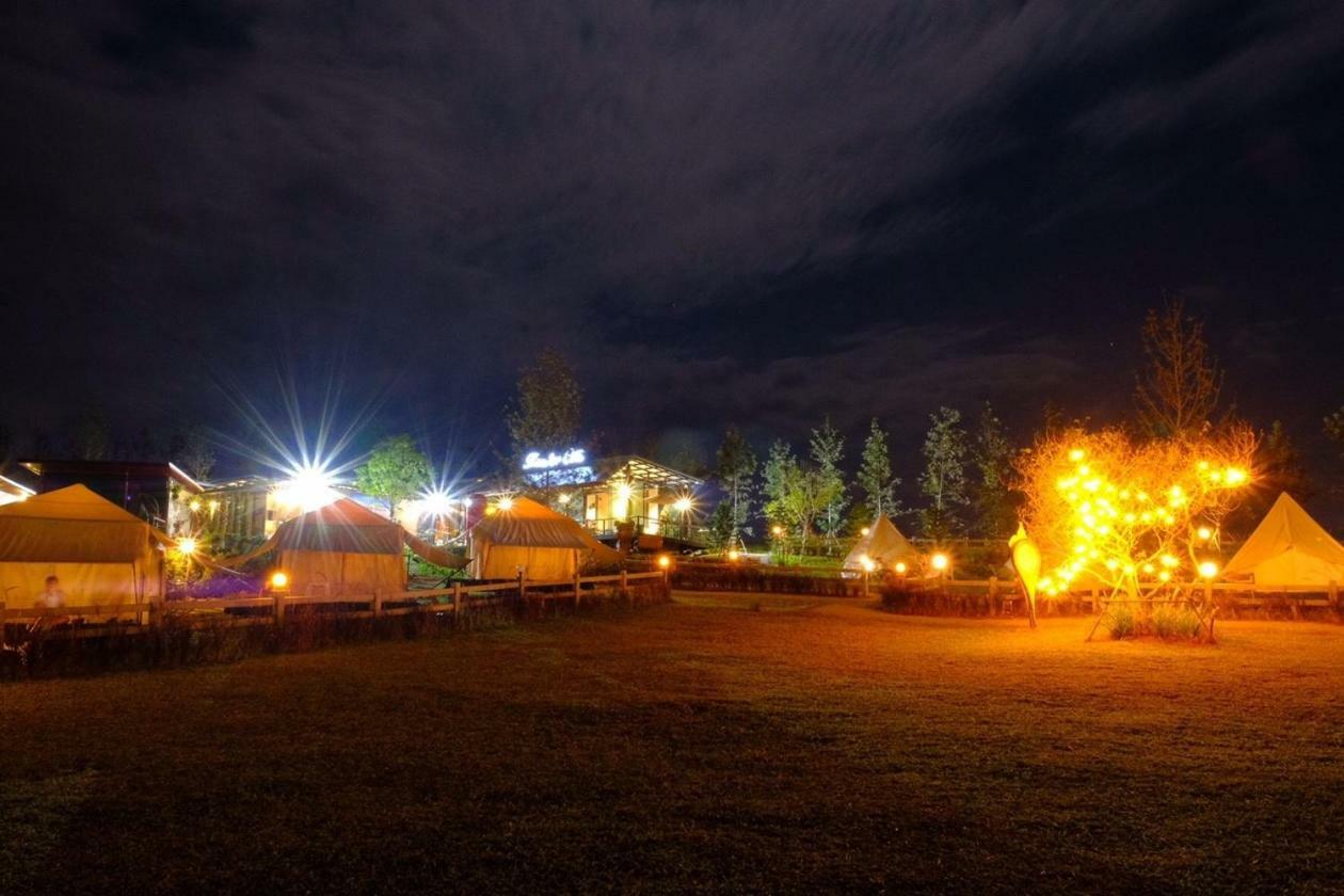 Kondee Cino Cafe & Glamping Hotel Khao Kho Eksteriør billede